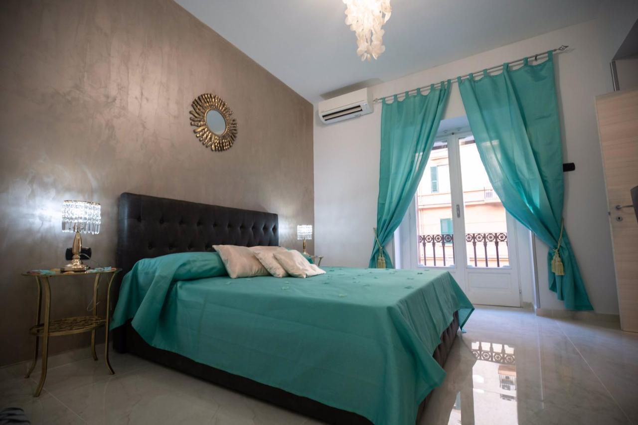 New In!Amalie At Santa Lucia Apartment Napoli Exterior foto