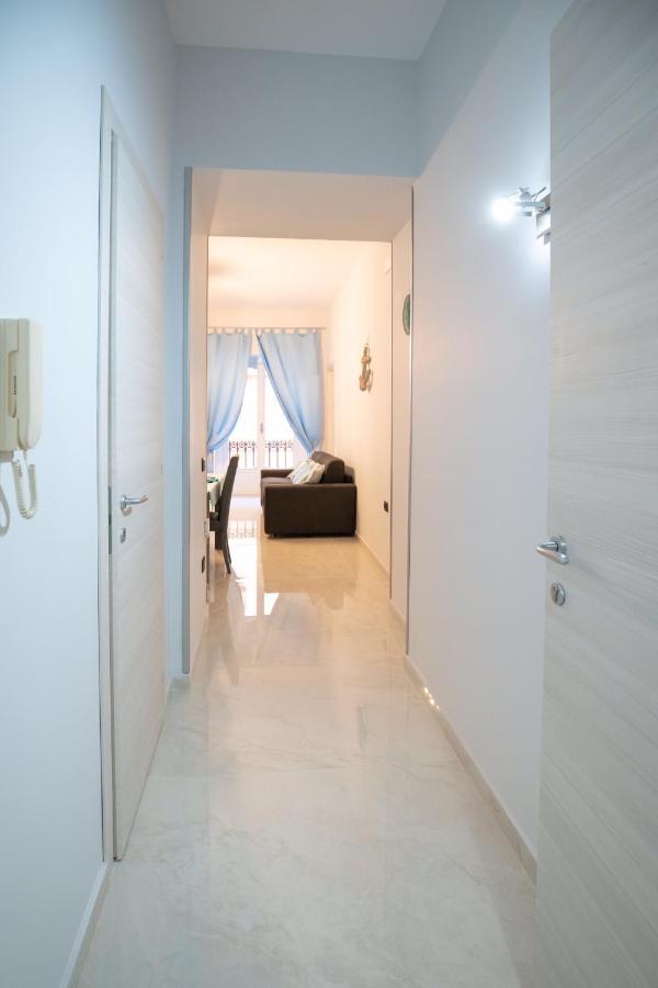 New In!Amalie At Santa Lucia Apartment Napoli Exterior foto