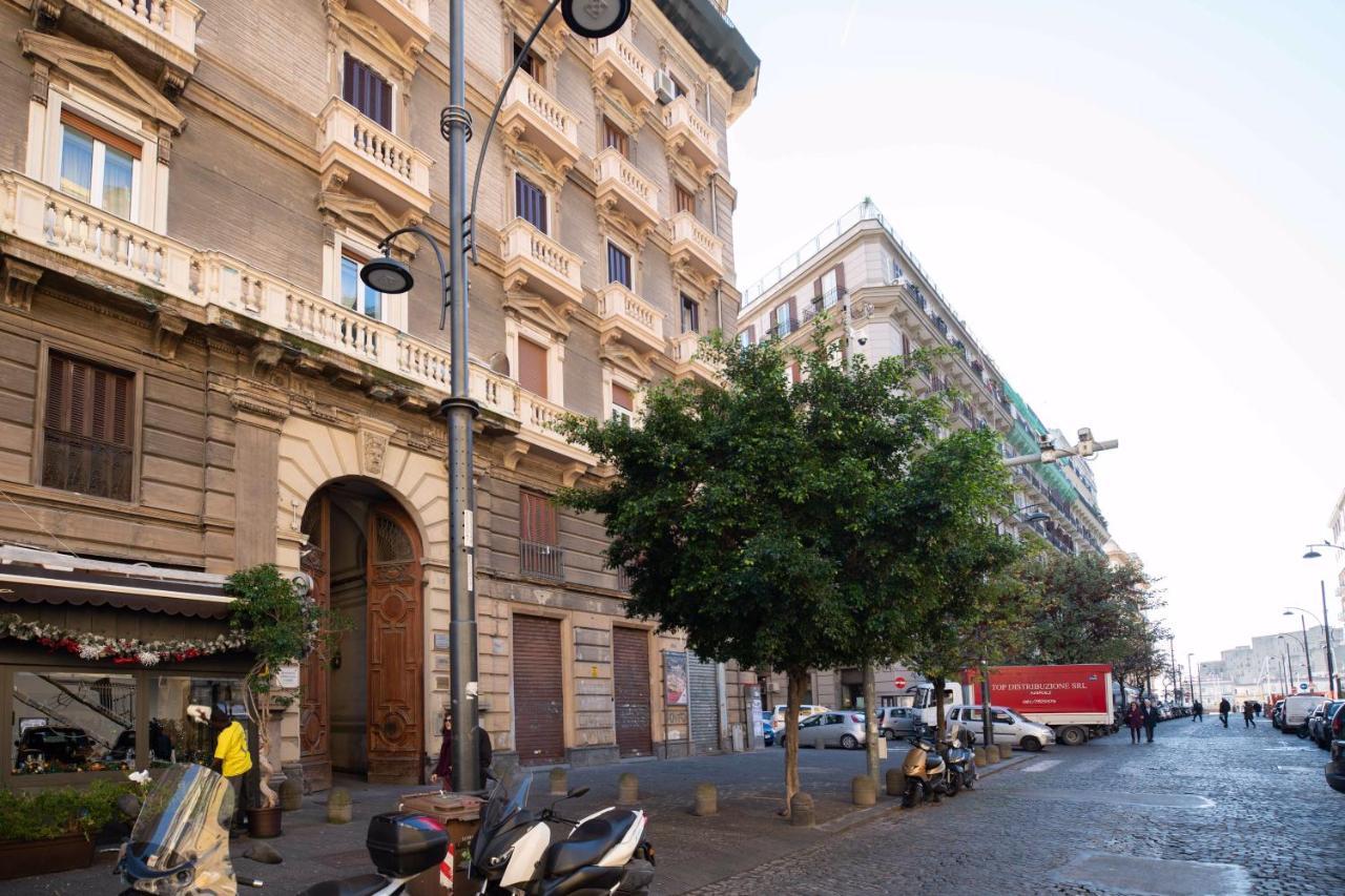 New In!Amalie At Santa Lucia Apartment Napoli Exterior foto